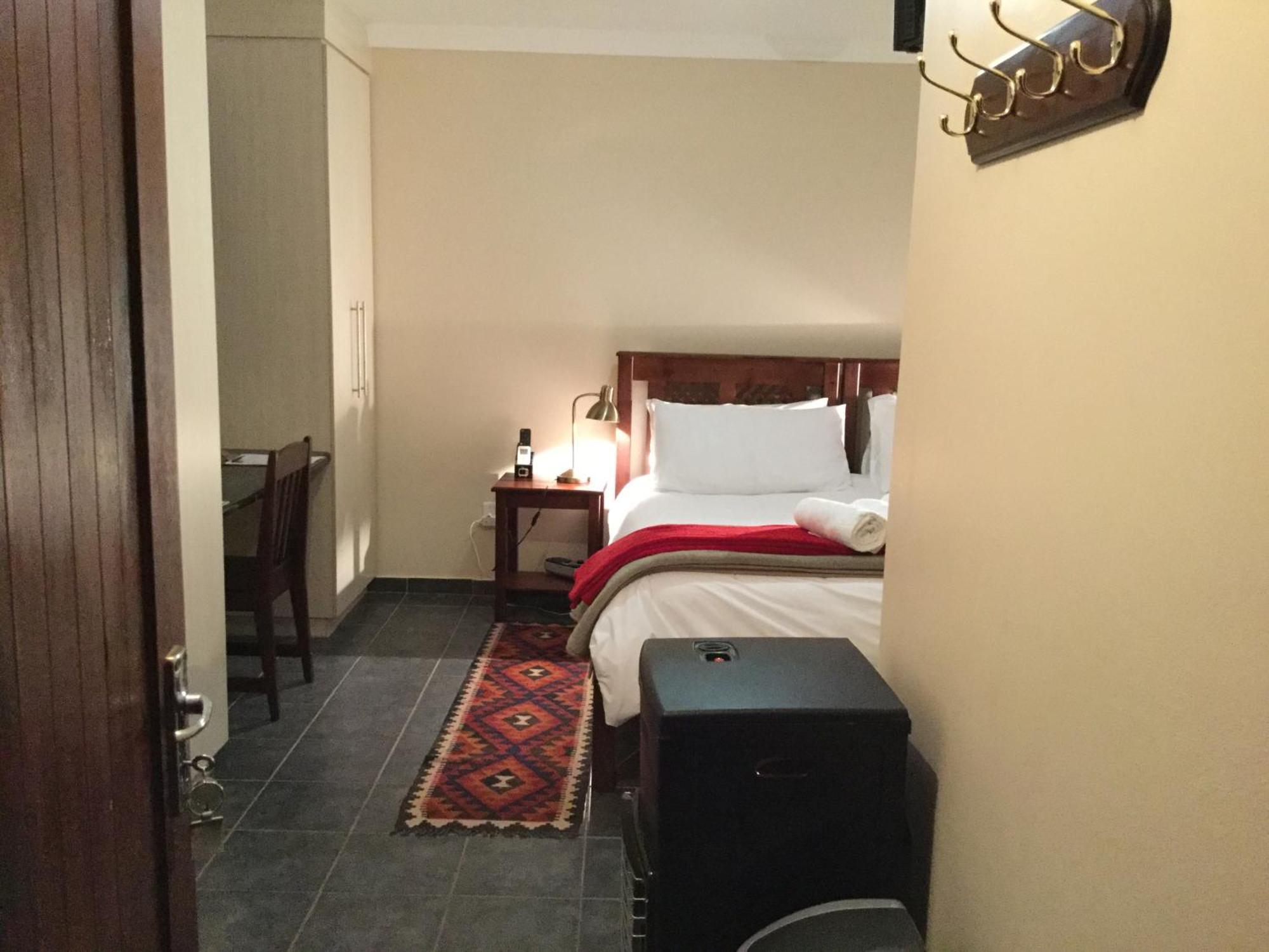 A Little Guesthouse Bloemfontein Oda fotoğraf
