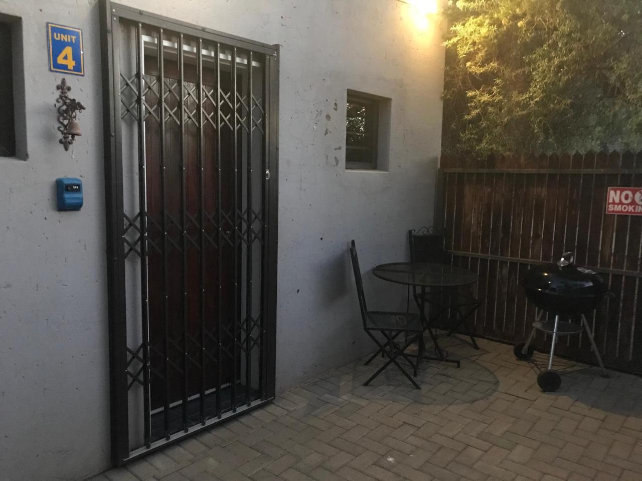 A Little Guesthouse Bloemfontein Dış mekan fotoğraf